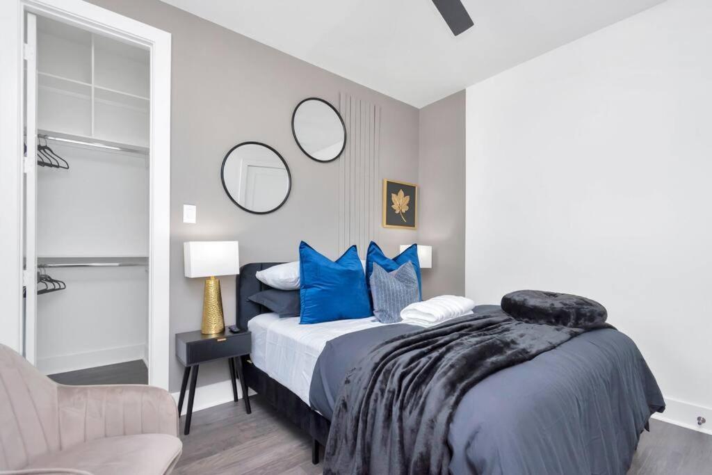 Сasa de vacaciones The Spot! Downtown Skyline Views! Sleeps 12 Houston
